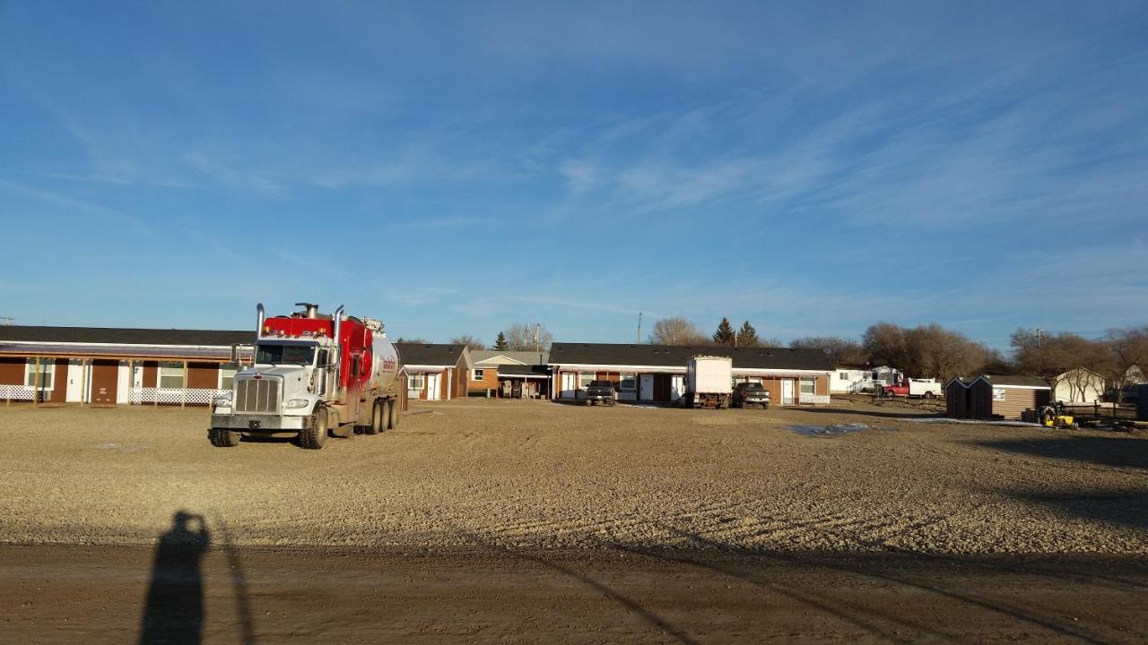 Bear's Den Lodge Shaunavon Buitenkant foto